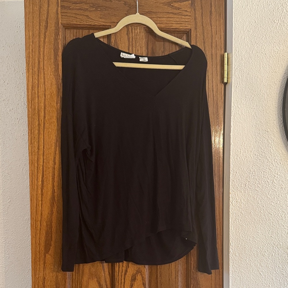 Nicole Miller Elegant Black Long Sleeve Top